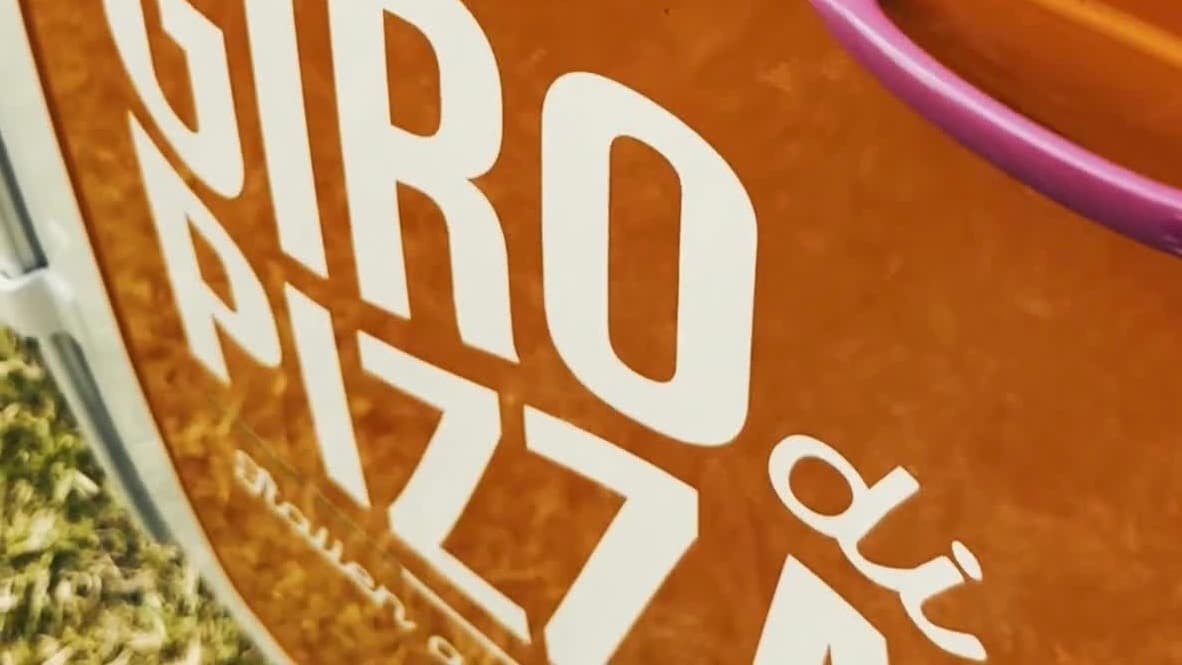 Giro di Pizza background